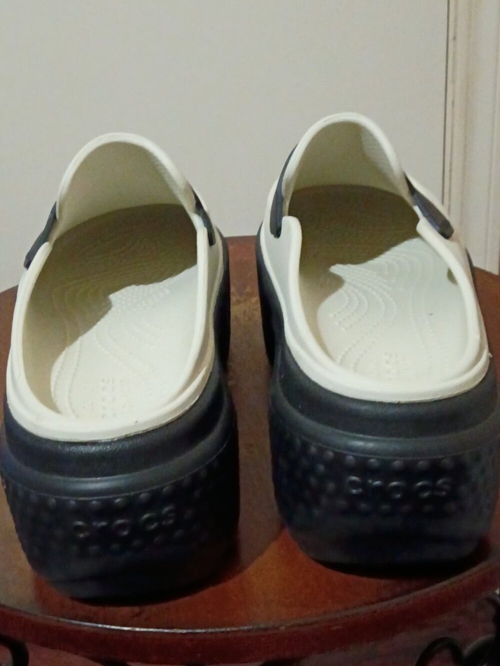 Crocs Stomp Loafer Platform Clogs White Black Women's Size 7 Women's 2099371HR - Picture 10 of 13
